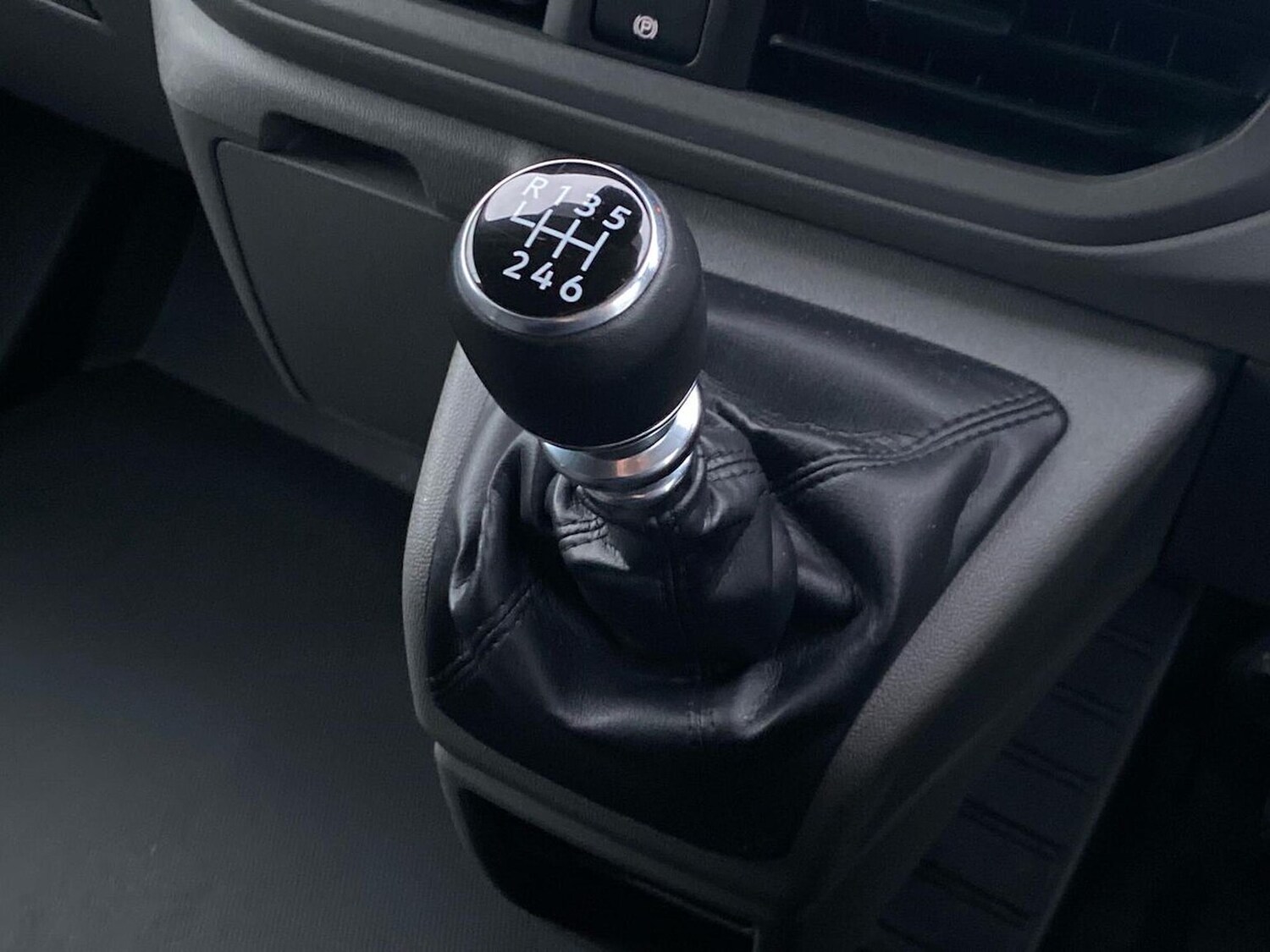 Used Volkswagen Transporter 2025 for sale - 77028140: Photo 19