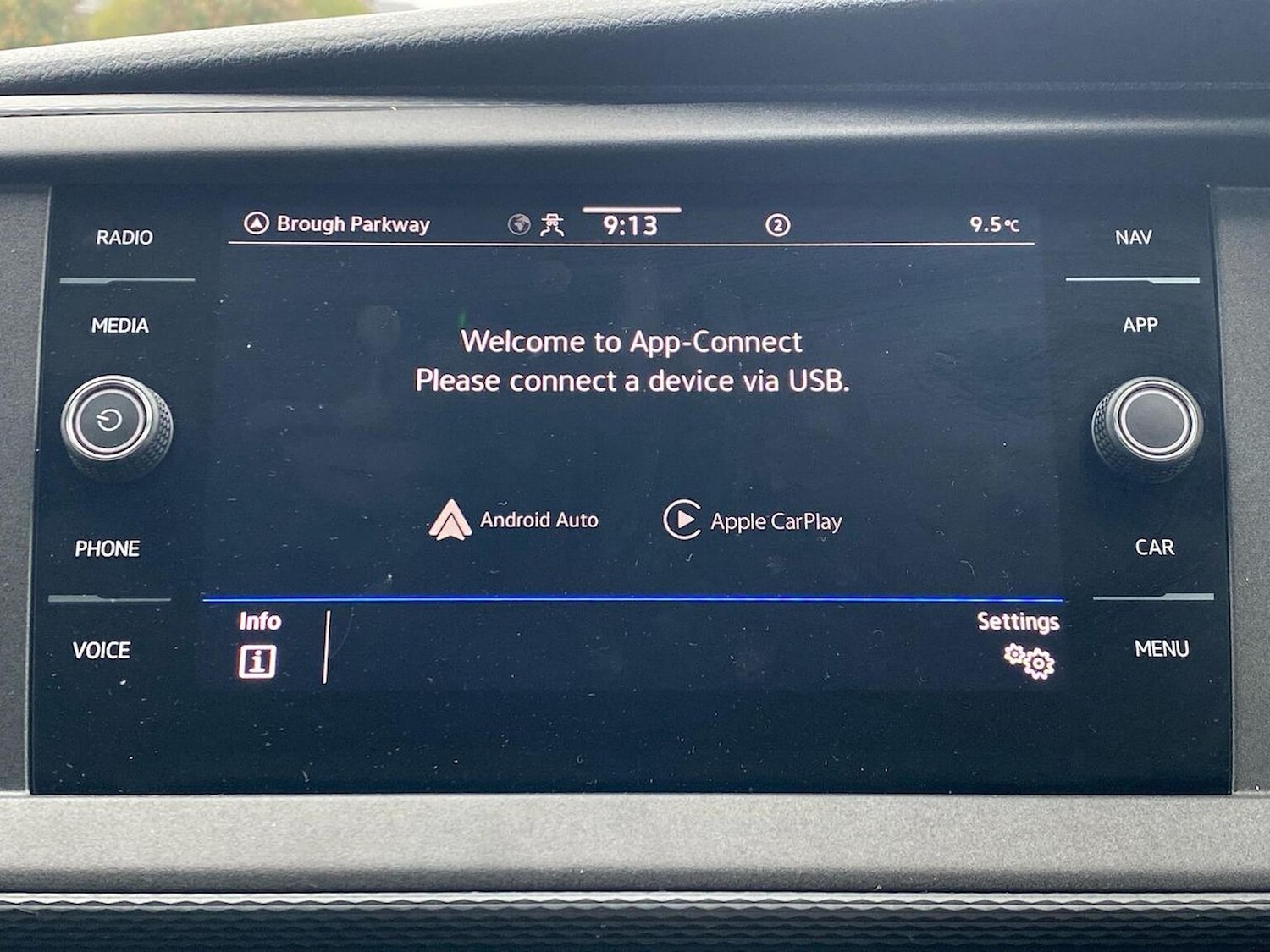 Used Volkswagen Transporter 2024 for sale - 76566509: Photo 28