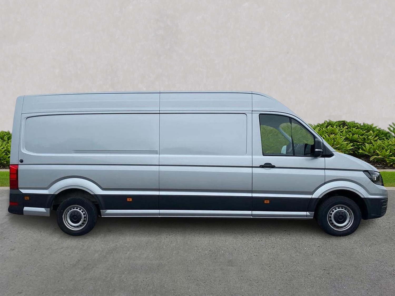 Used Volkswagen Crafter 2024 for sale - 77487960: Photo 3