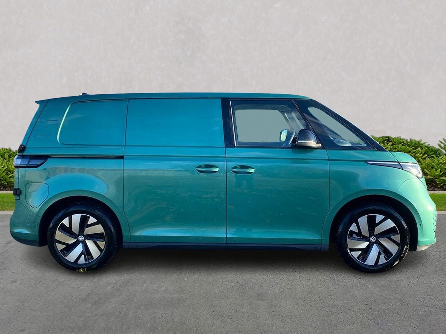 Used Volkswagen ID.Buzz 2025 for sale - 77487879: Photo 3