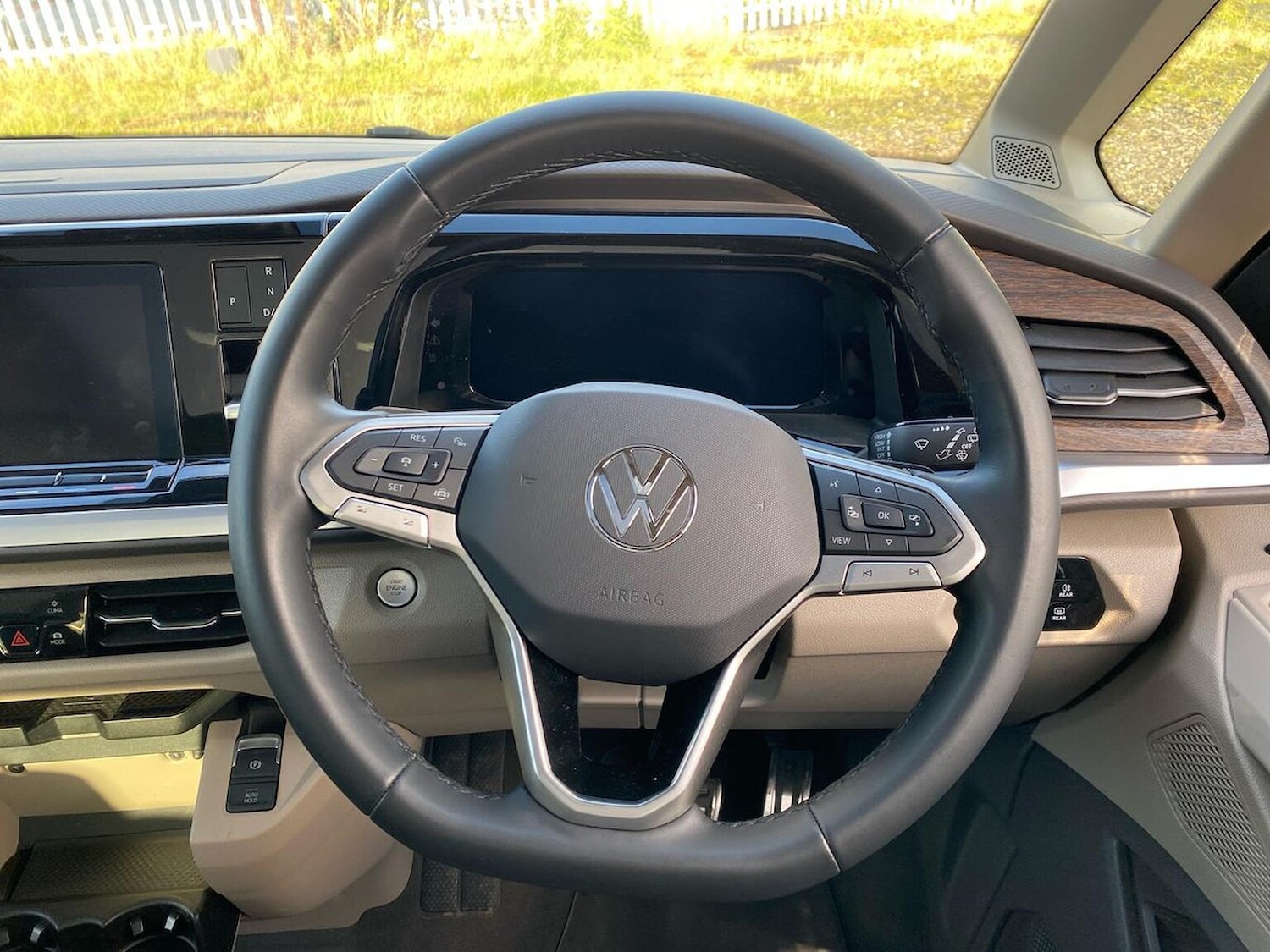 Used Volkswagen Multivan 2025 for sale - 76699517: Photo 13