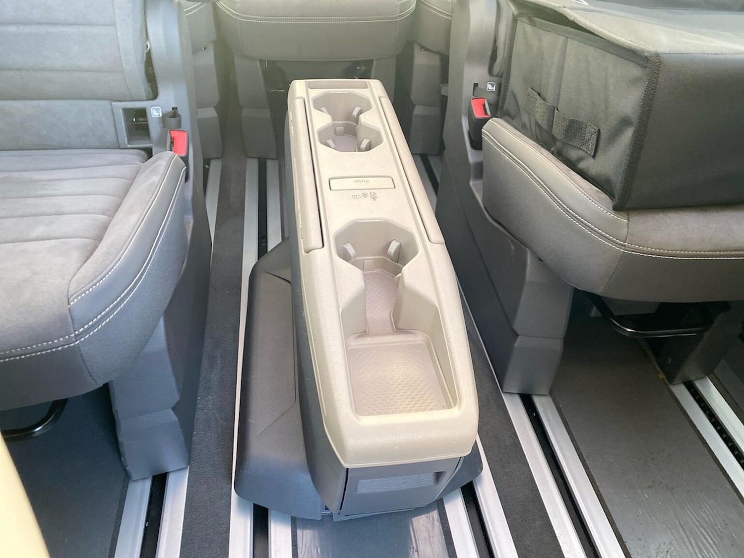 Used Volkswagen Multivan 2025 for sale - 76699517: Photo 37