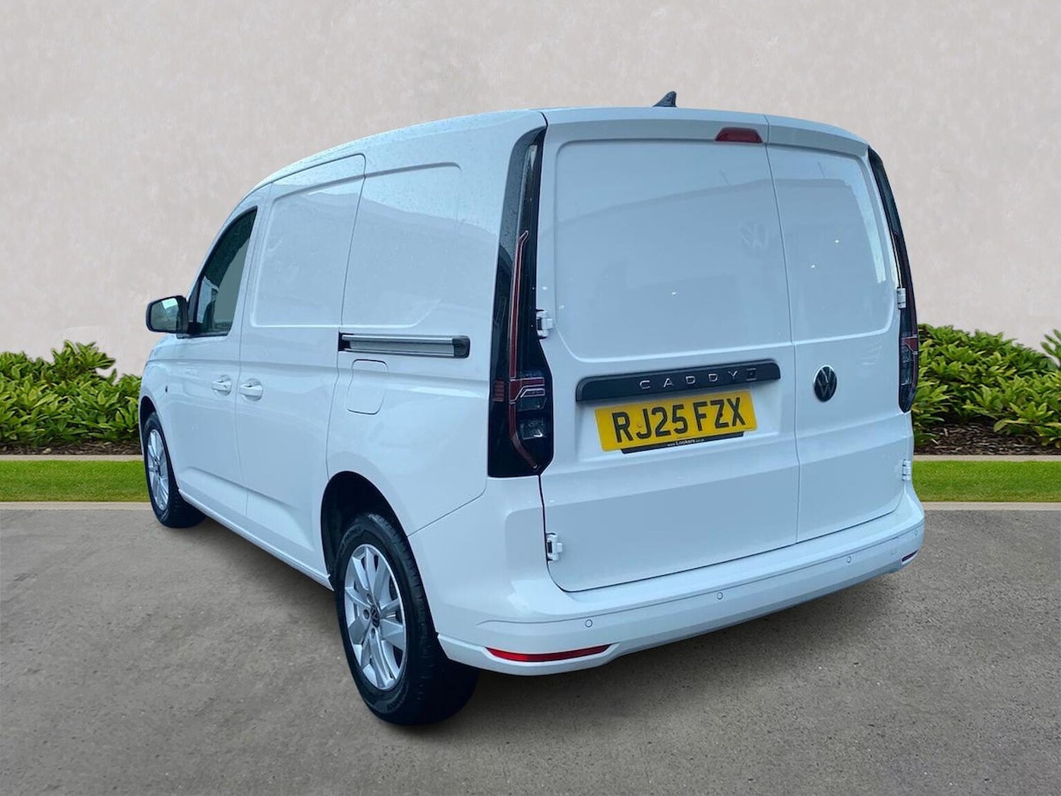 Used Volkswagen Caddy 2025 for sale - 77077339: Photo 2