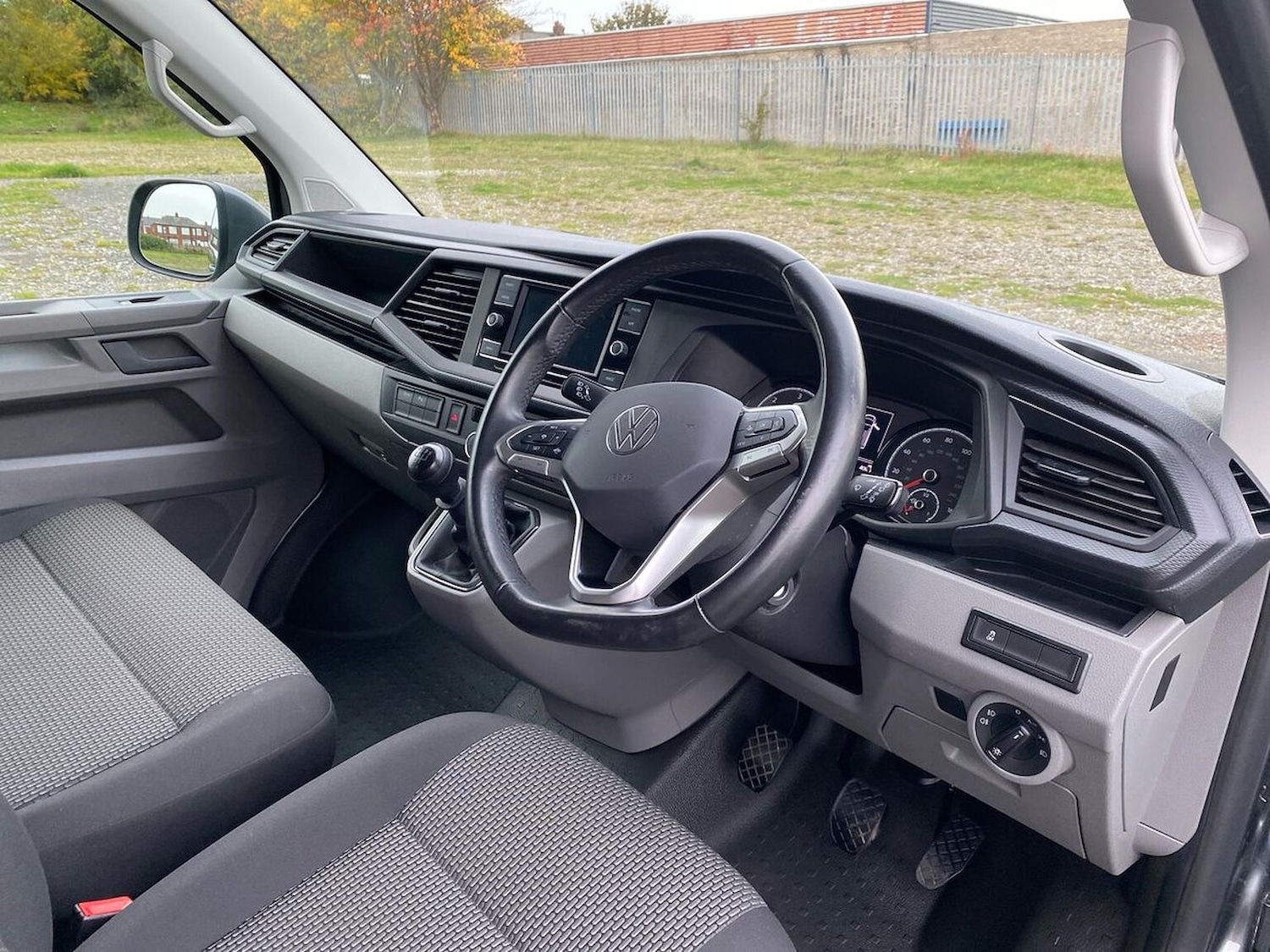 Used Volkswagen Transporter 2024 for sale - 77694436: Photo 15