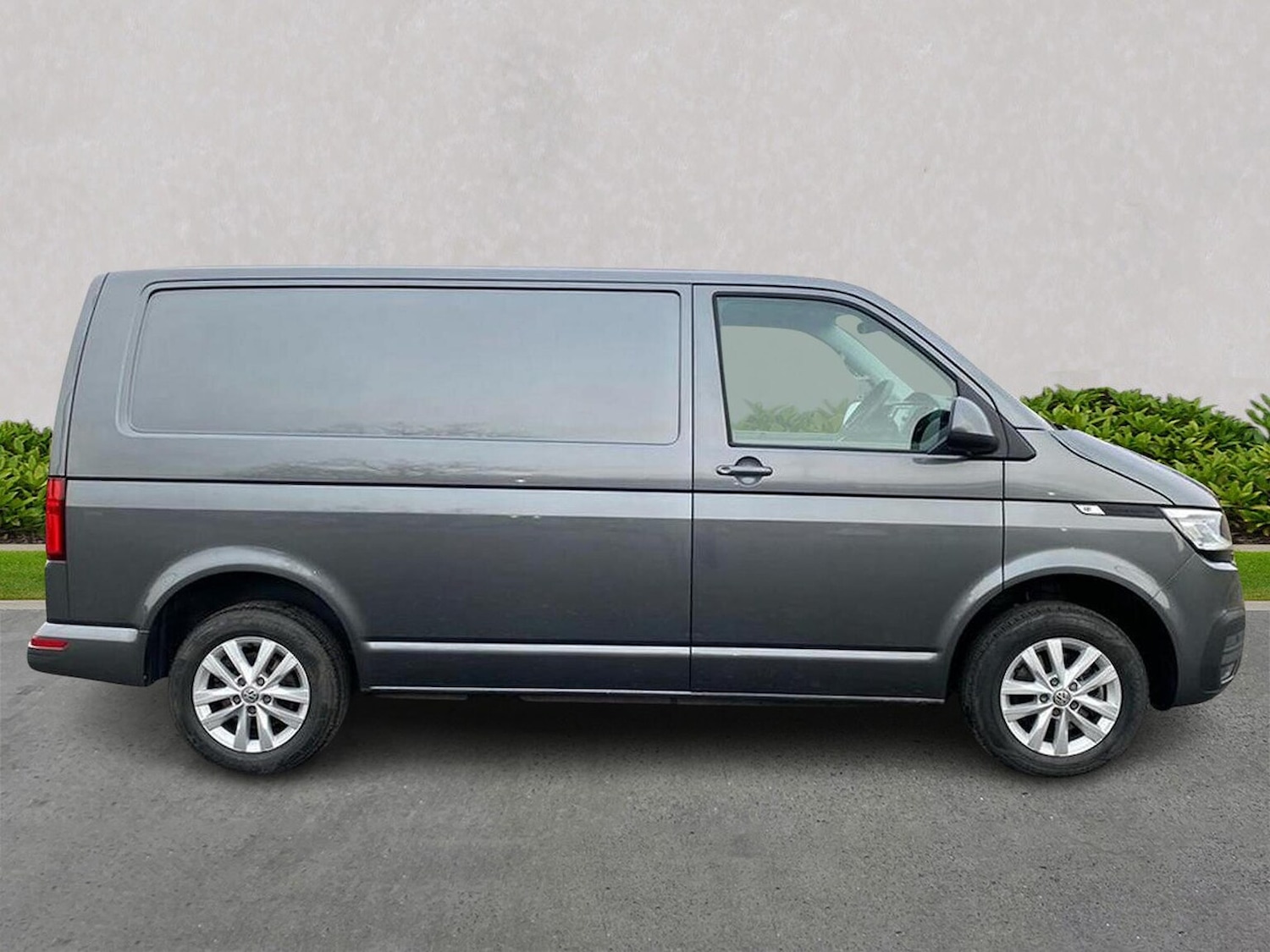 Used Volkswagen Transporter 2024 for sale - 77694436: Photo 3