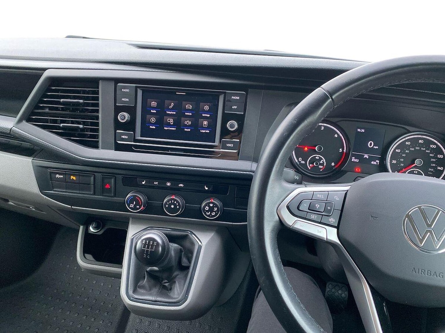 Used Volkswagen Transporter 2024 for sale - 77694436: Photo 8