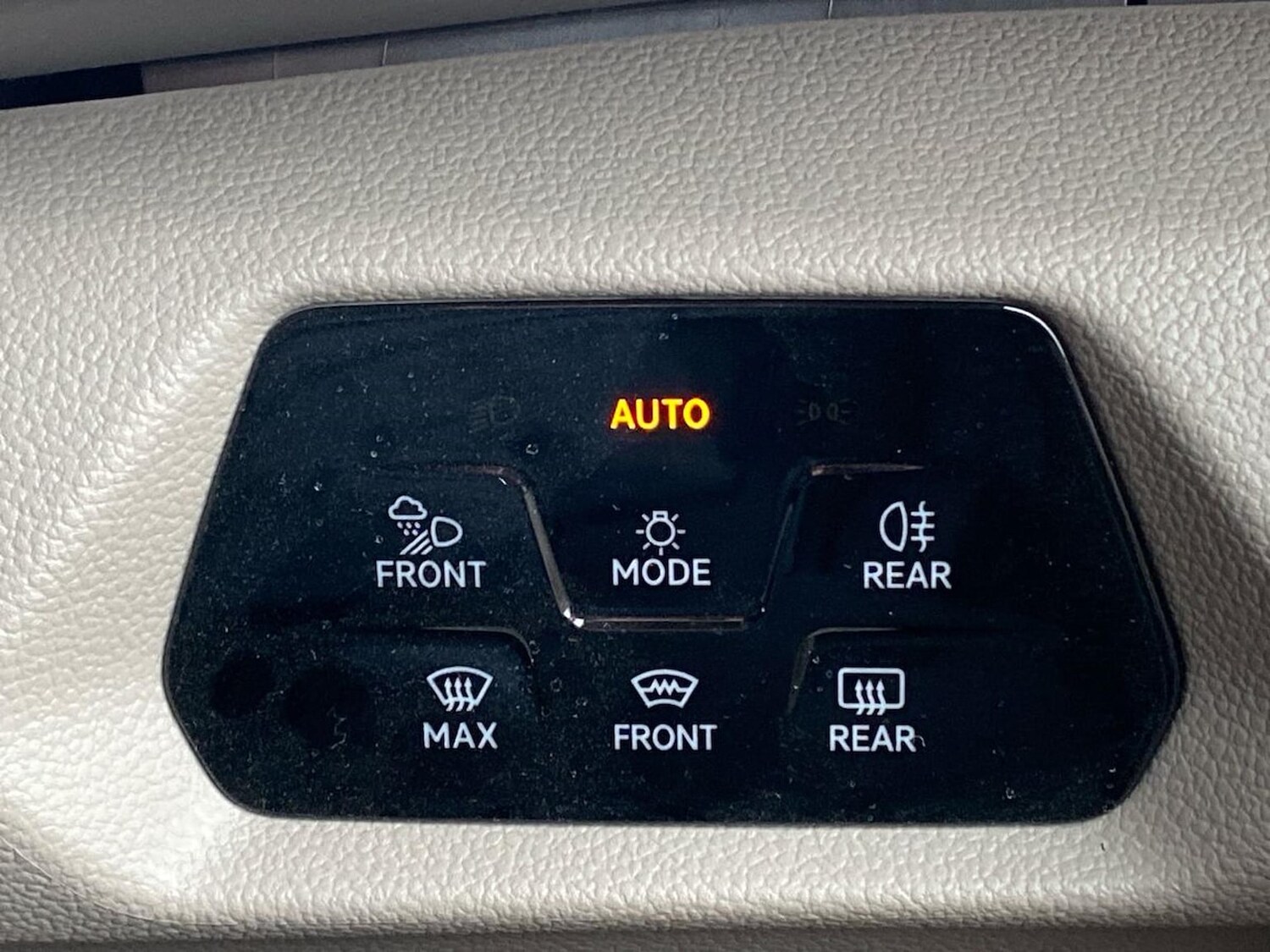 Used Volkswagen Multivan 2025 for sale - 78176539: Photo 35