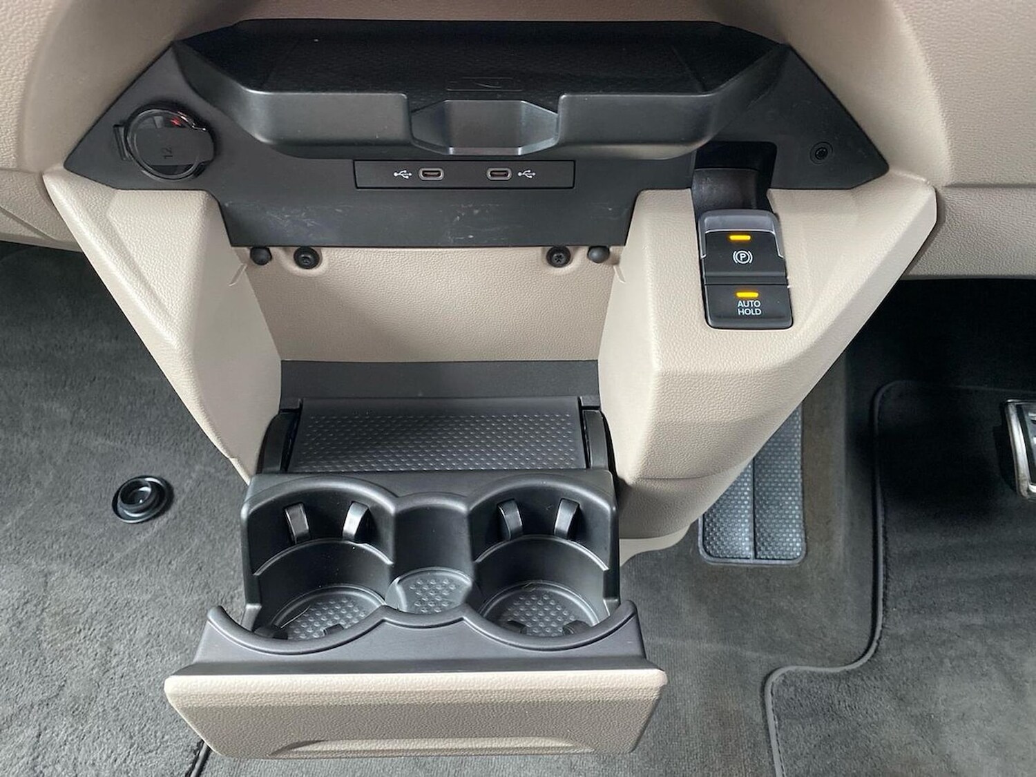 Used Volkswagen Multivan 2025 for sale - 78176539: Photo 37