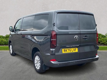 Used Volkswagen Transporter 2025 for sale - 78698628: Photo