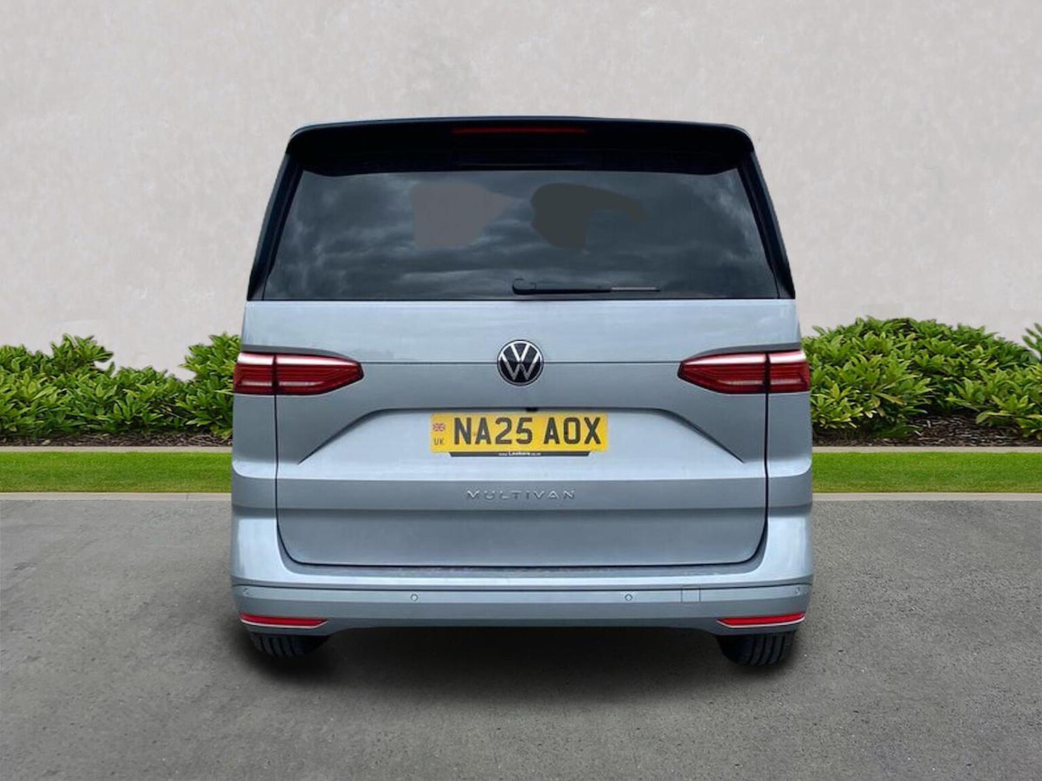 Used Volkswagen Multivan 2025 for sale - 76763399: Photo 4