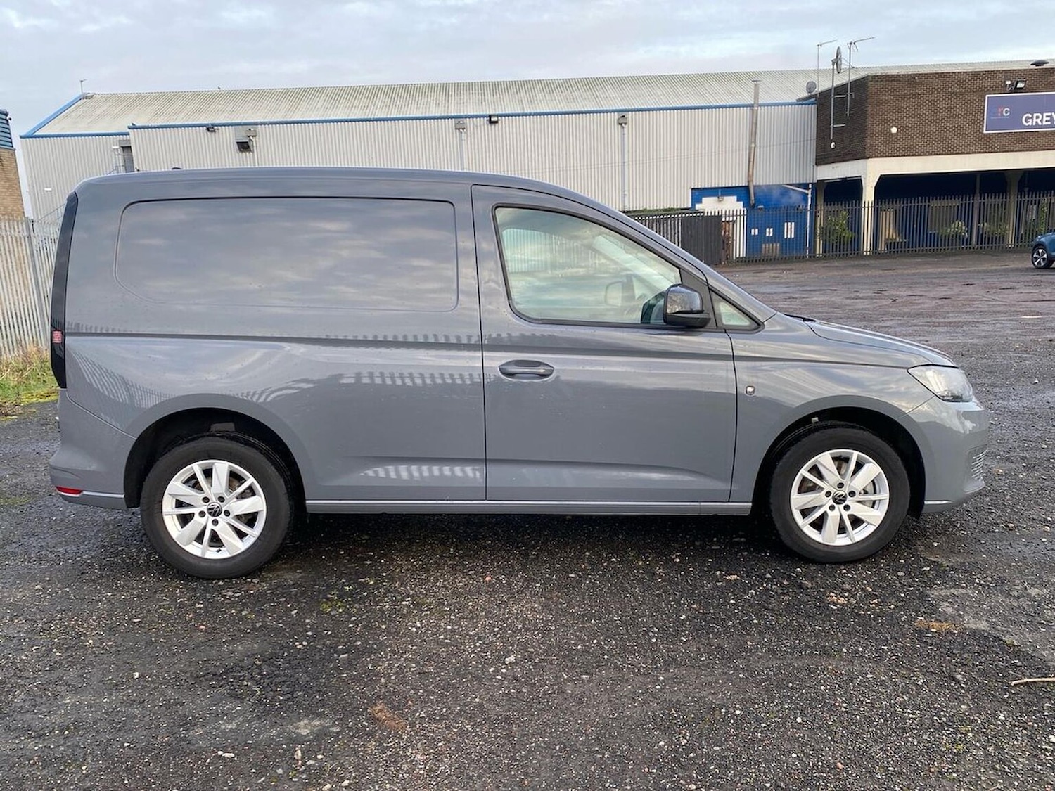 Used Volkswagen Caddy 2025 for sale - 77759318: Photo 4