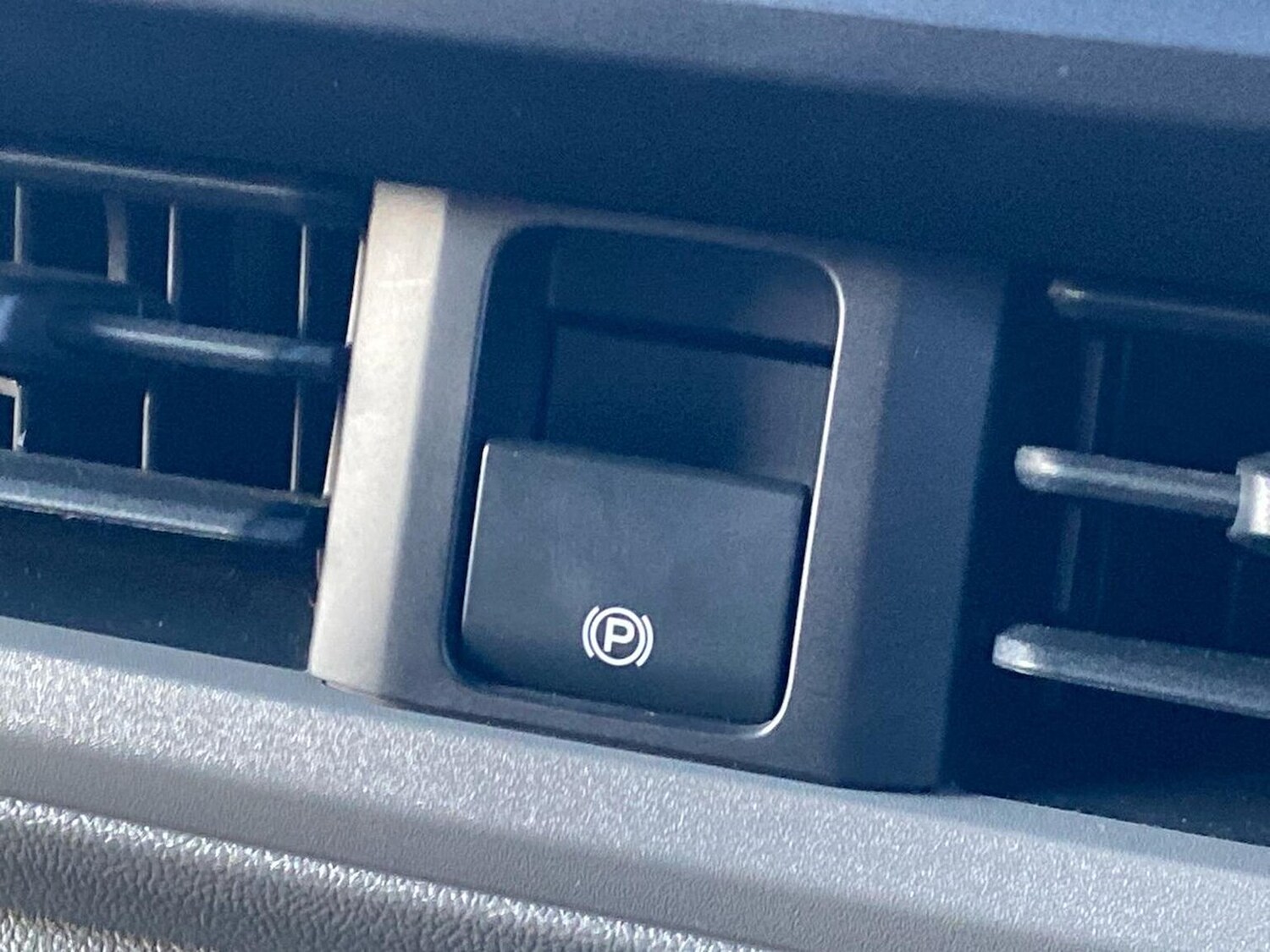 Used Volkswagen Transporter 2025 for sale - 77487803: Photo 32