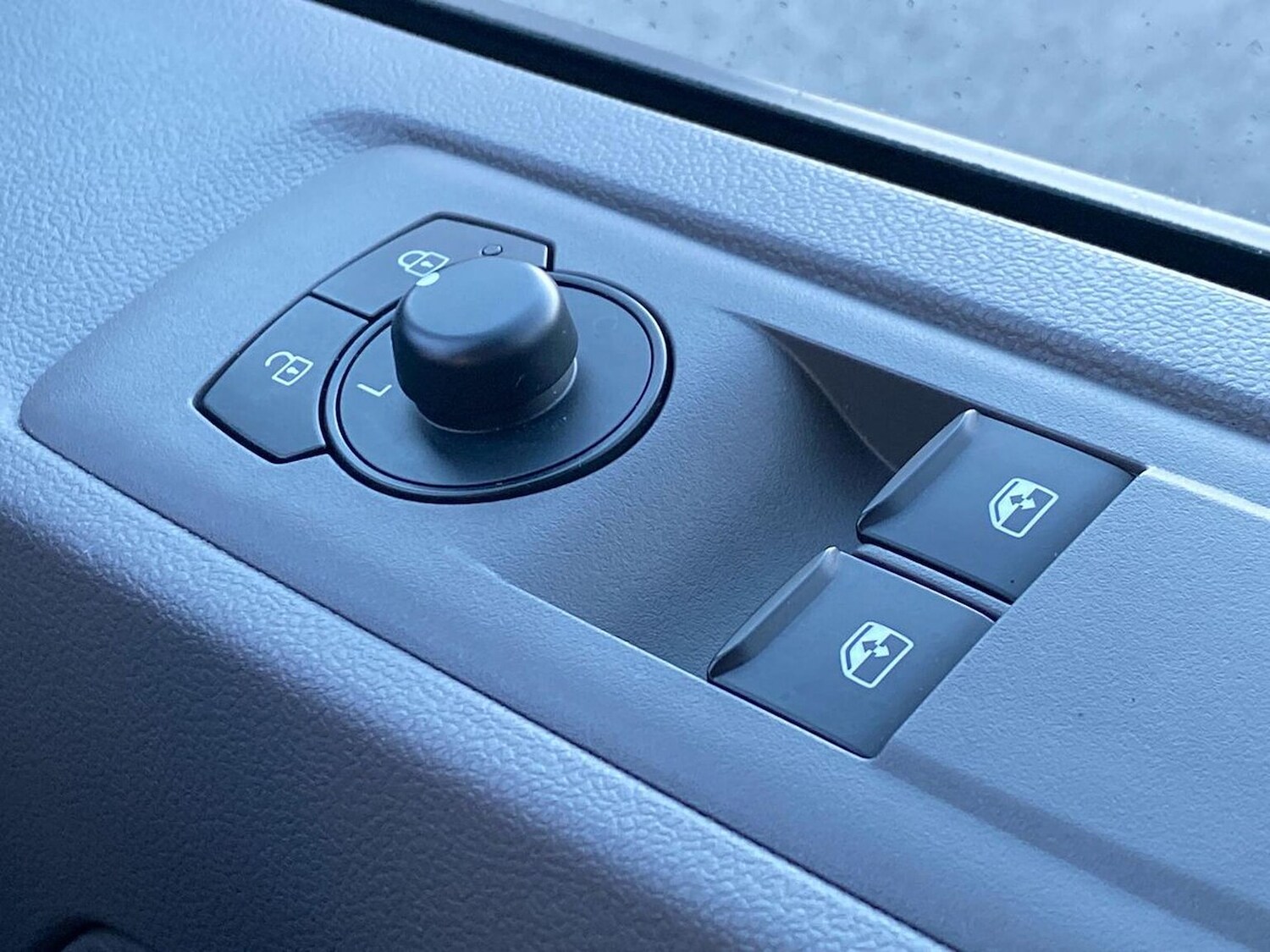 Used Volkswagen Transporter 2025 for sale - 77487803: Photo 35