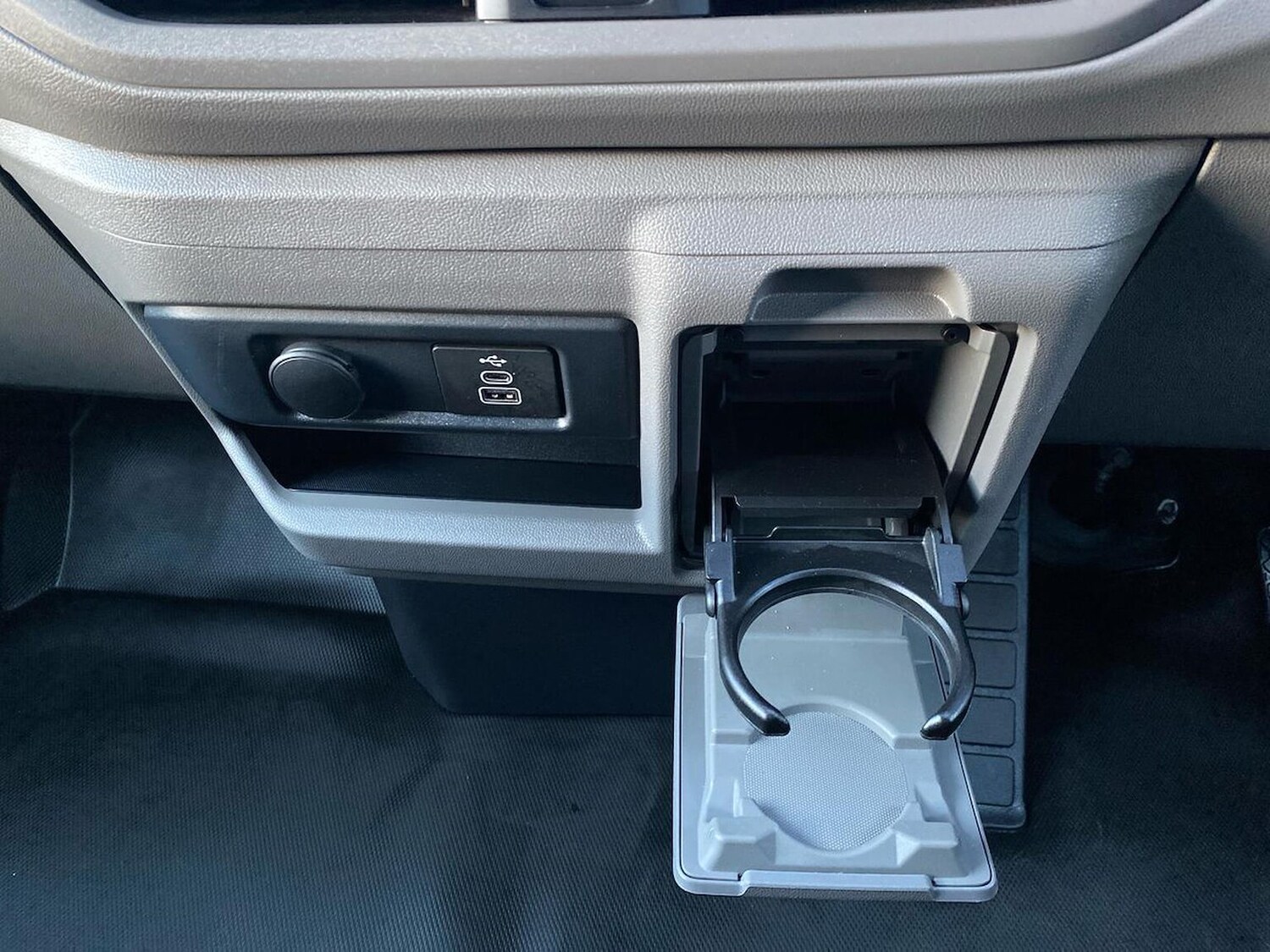 Used Volkswagen Transporter 2025 for sale - 77487803: Photo 36