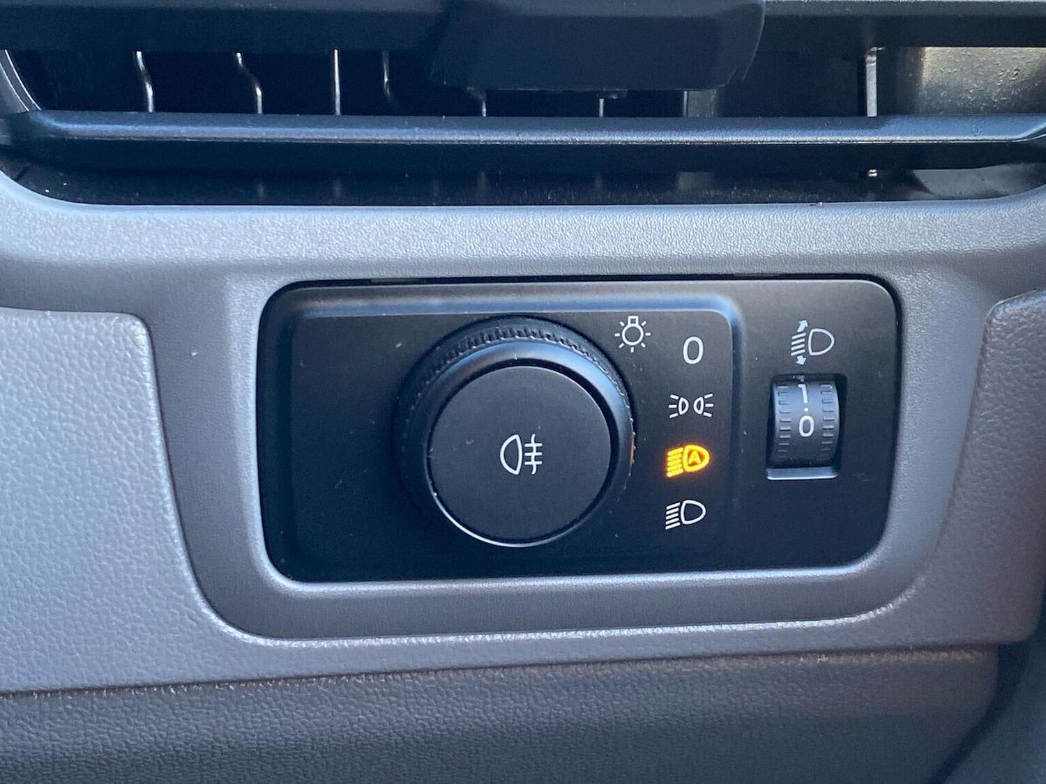 Used Volkswagen Transporter 2025 for sale - 77487919: Photo 32