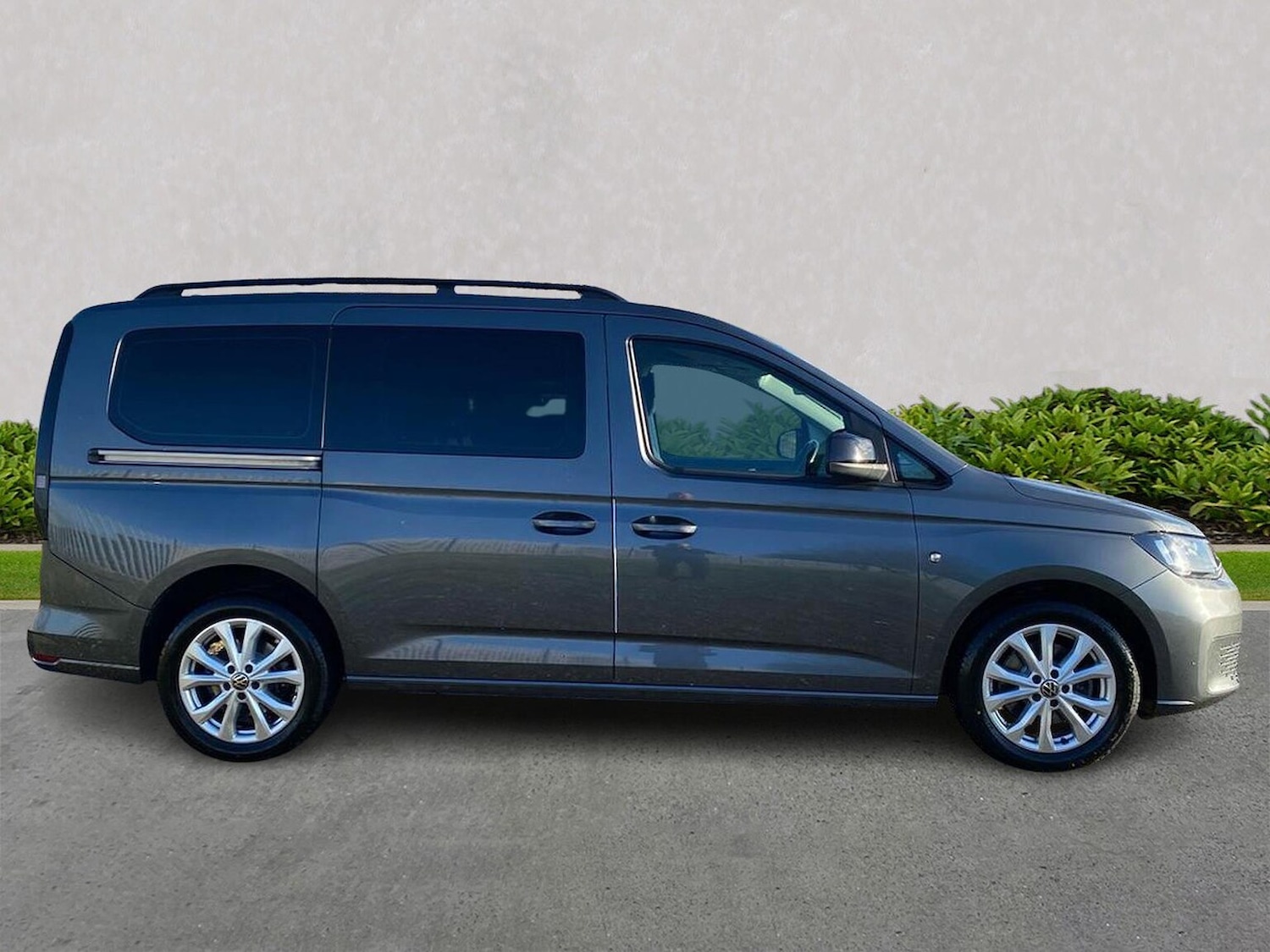 Used Volkswagen Caddy Maxi 2022 for sale - 76713200: Photo 3