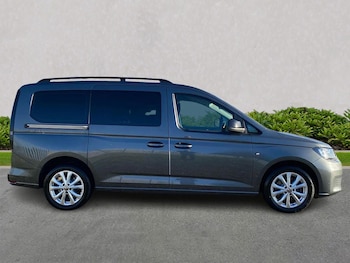 Used Volkswagen Caddy Maxi 2022 for sale - 76713200: Photo