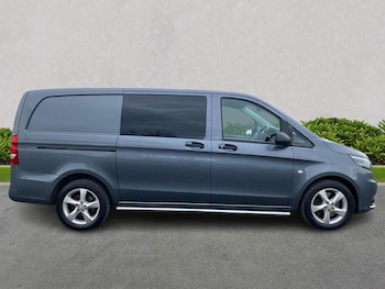 Used Mercedes-Benz Vito 2018 for sale - 76422328: Photo