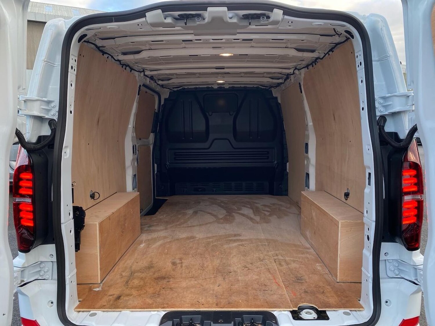 Used Volkswagen Transporter 2025 for sale - 78194984: Photo 11