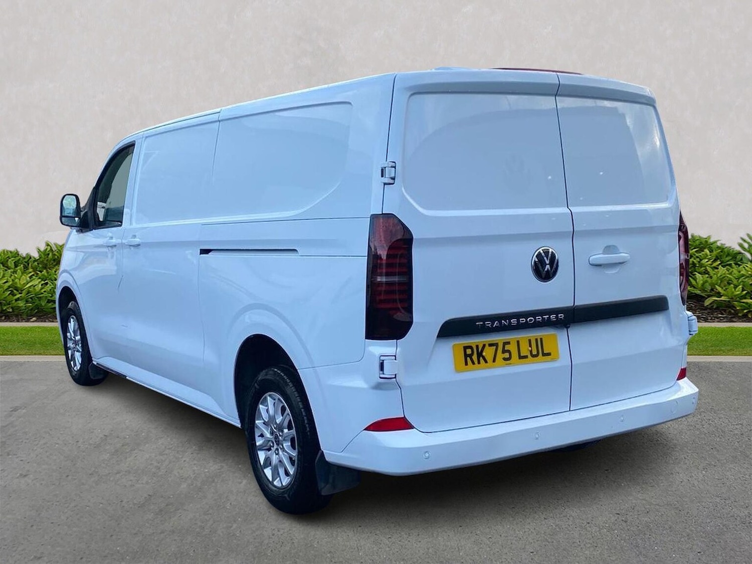 Used Volkswagen Transporter 2025 for sale - 78194984: Photo 2