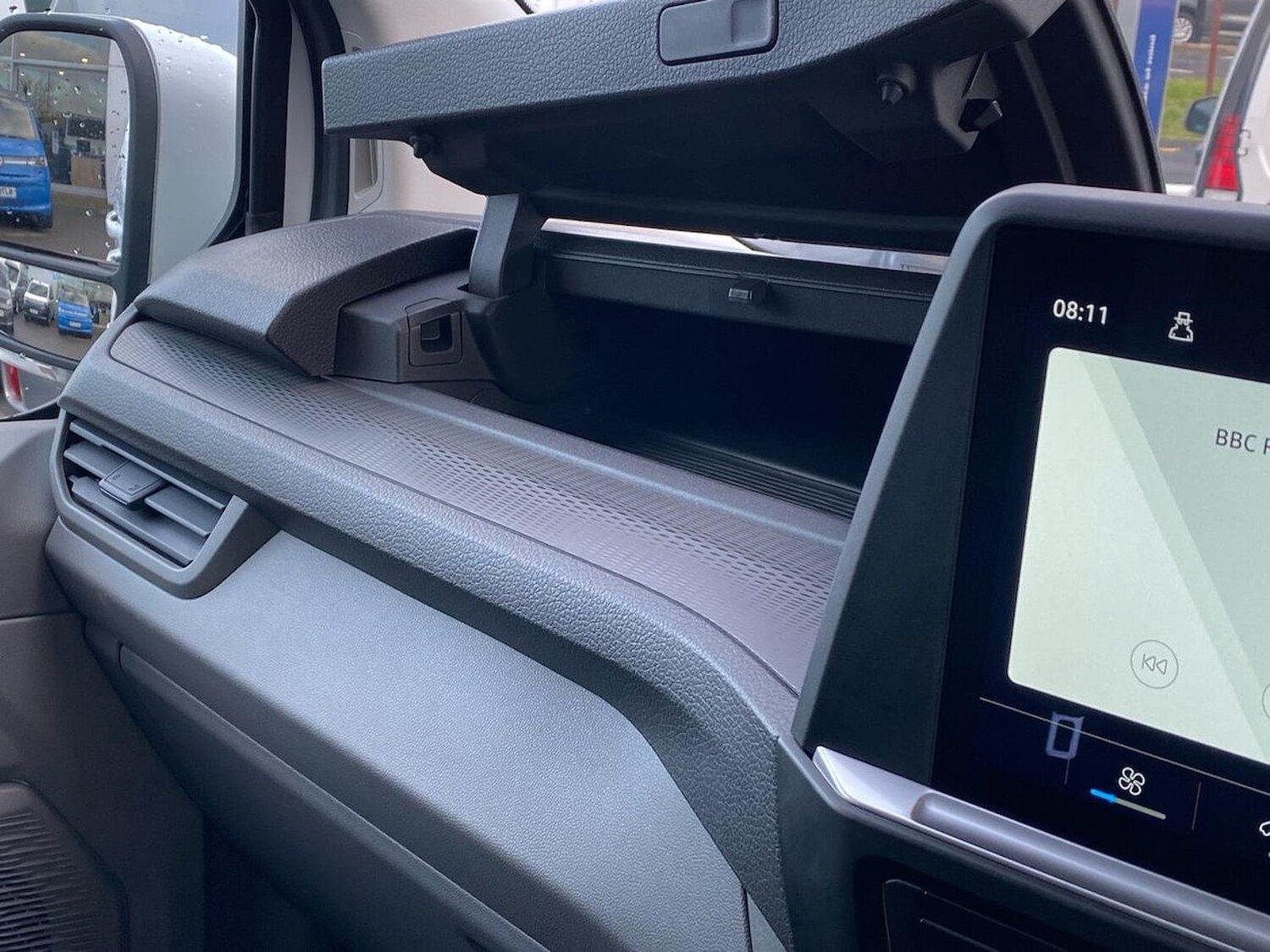 Used Volkswagen Transporter 2025 for sale - 78194984: Photo 37