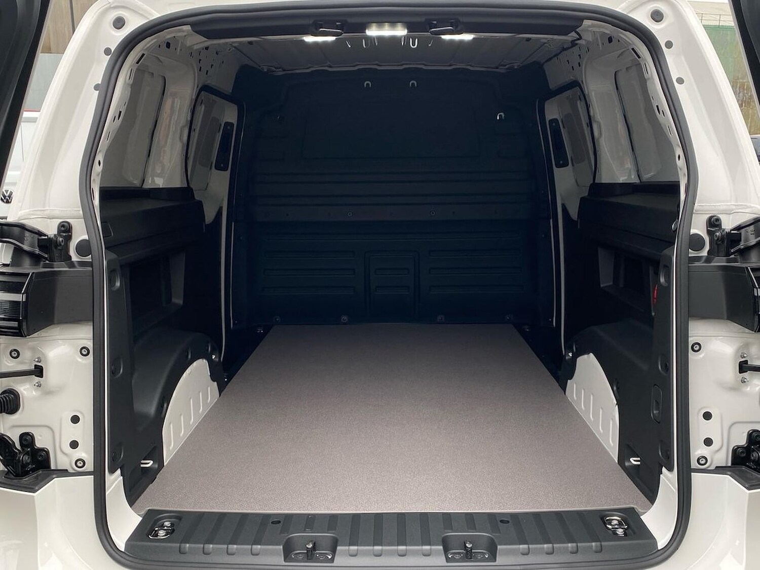 Used Volkswagen ID.Buzz 2026 for sale - 78194708: Photo 11