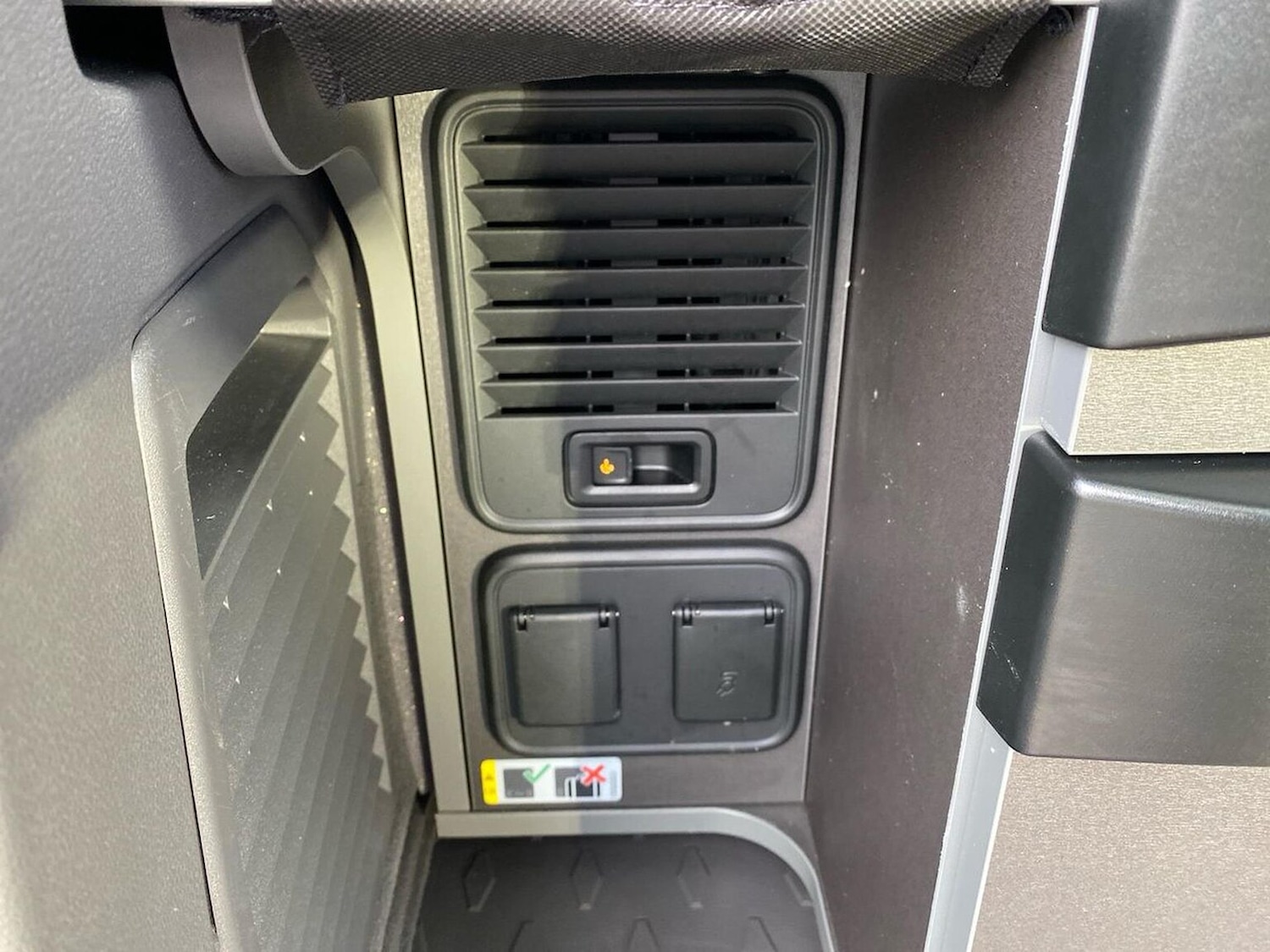 Used Volkswagen California 2025 for sale - 78191034: Photo 38