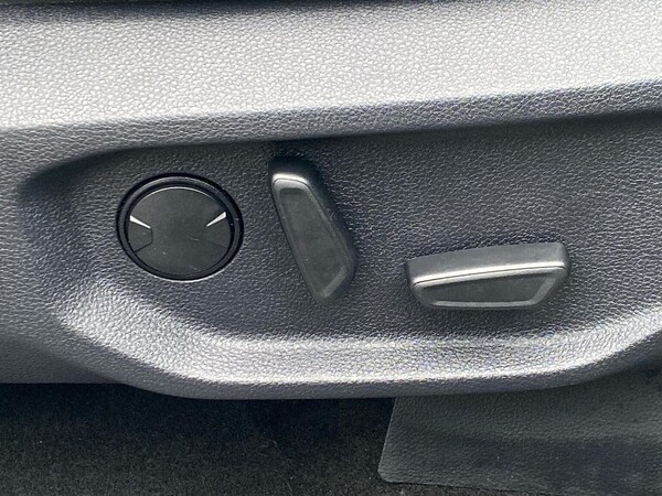 Used Volkswagen Amarok 2024 for sale - 76142977: Photo 36