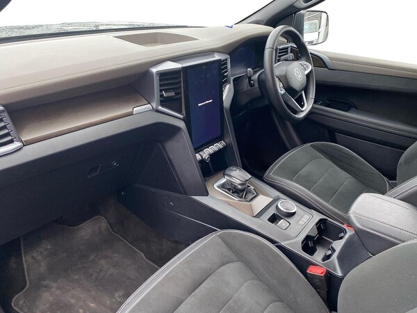 Used Volkswagen Amarok 2024 for sale - 76142977: Photo 9