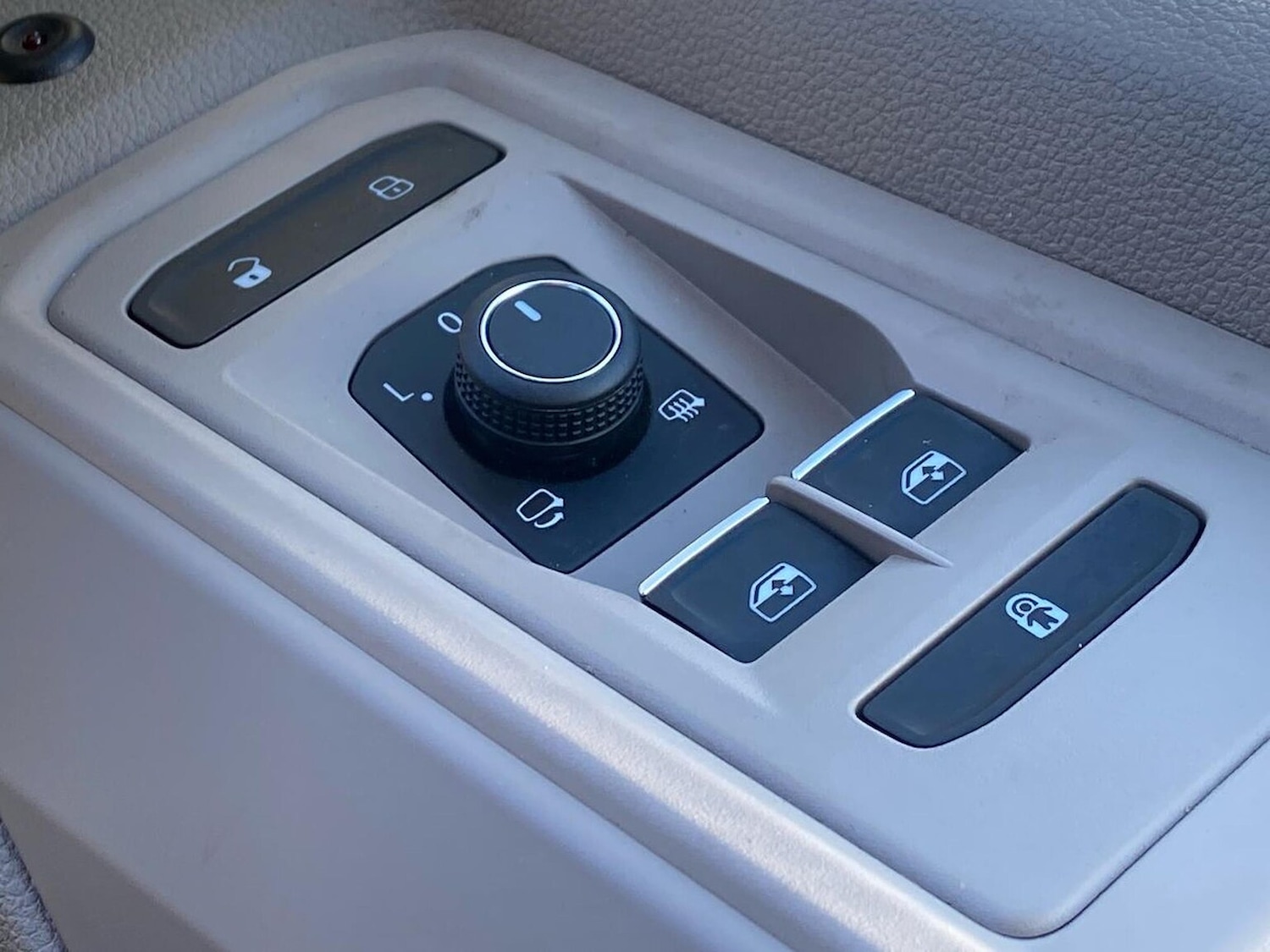 Used Volkswagen Multivan 2025 for sale - 76785253: Photo 36