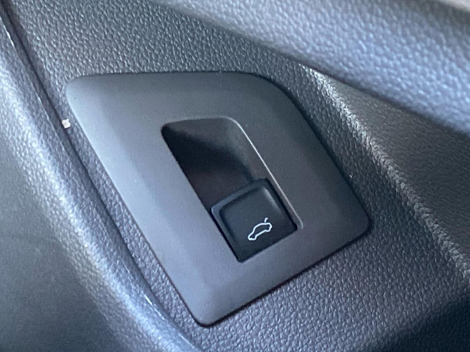 Used Volkswagen Multivan 2025 for sale - 76785253: Photo 40