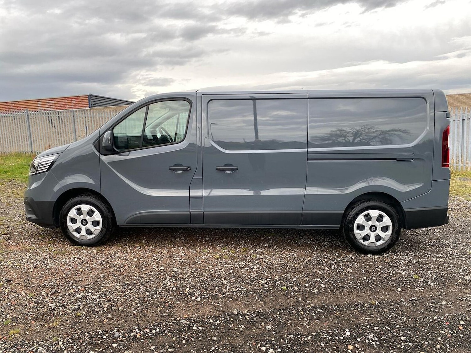Used Renault Trafic 2025 for sale - 76531391: Photo 6