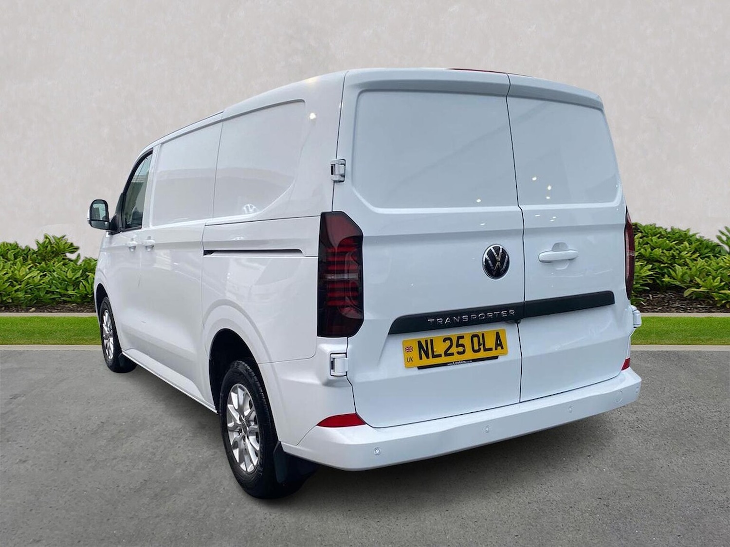 Used Volkswagen Transporter 2025 for sale - 77487742: Photo 2