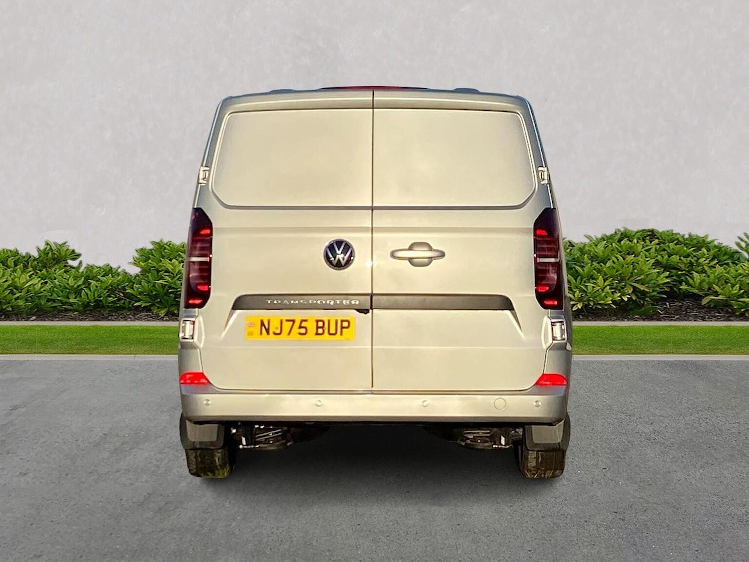 Used Volkswagen Transporter 2025 for sale - 76821704: Photo 4