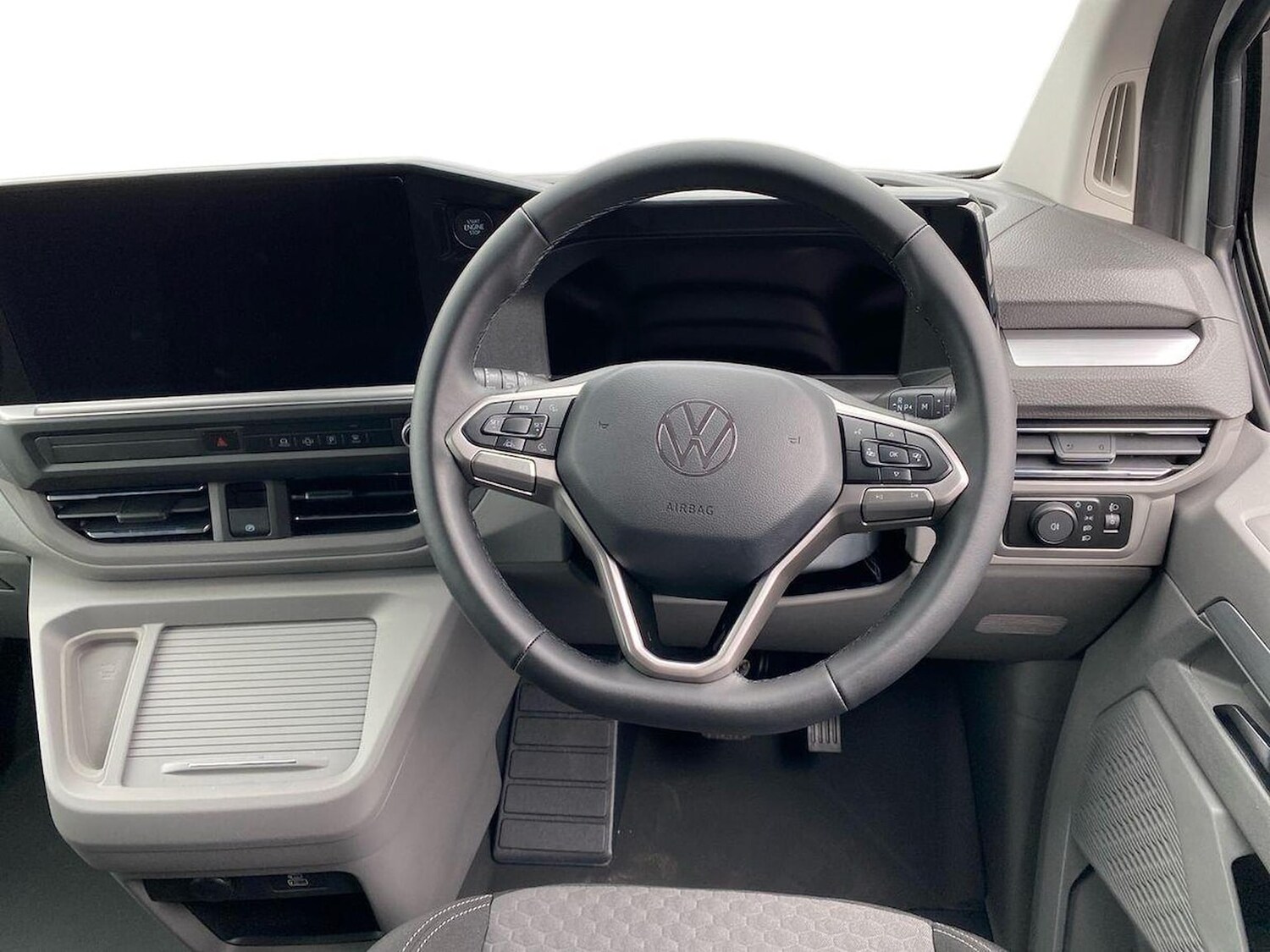 Used Volkswagen Transporter Shuttle 2026 for sale - 78191019: Photo 10