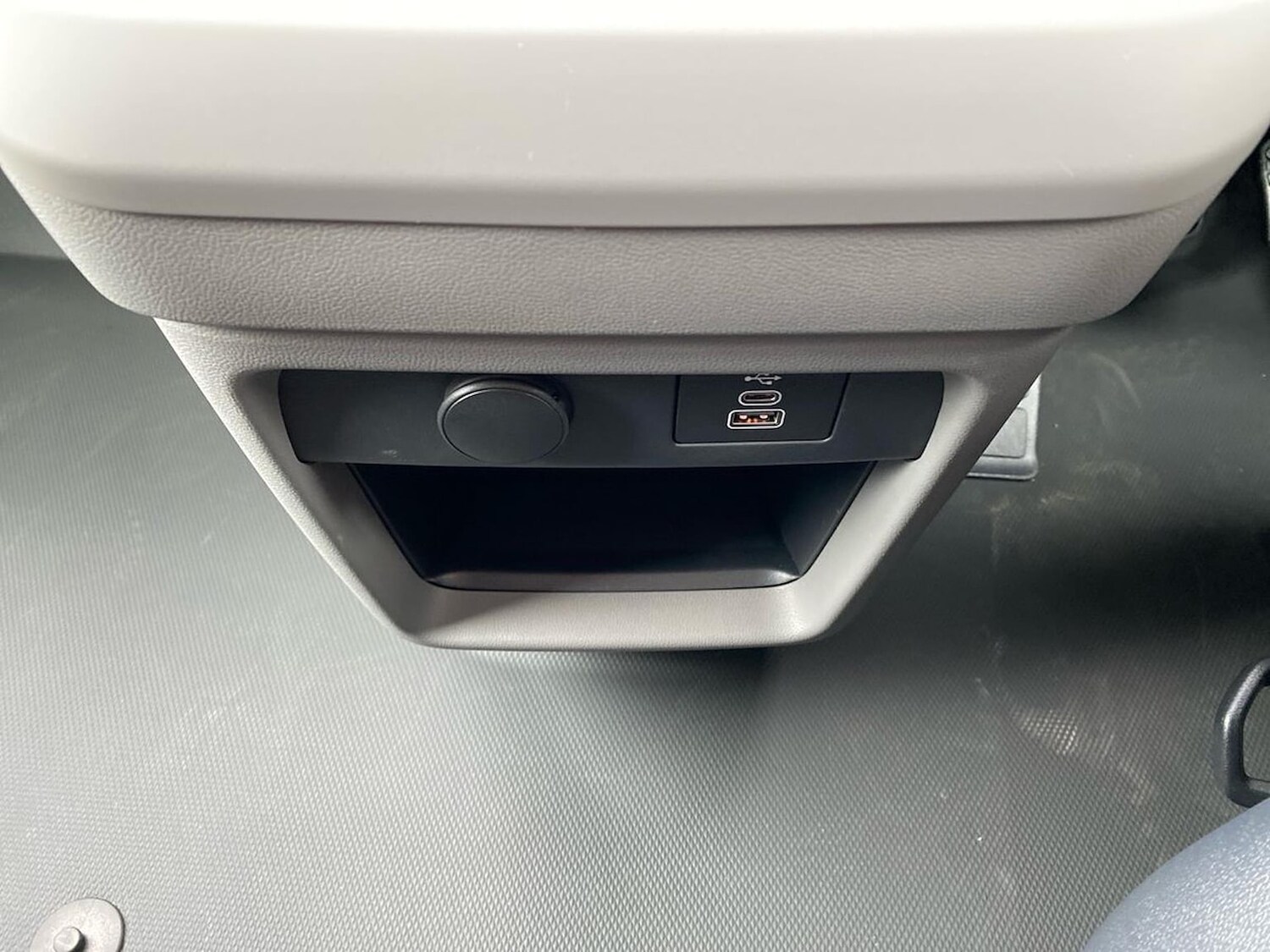 Used Volkswagen Transporter Shuttle 2026 for sale - 78191019: Photo 39