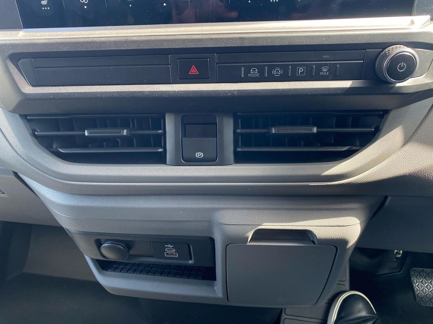 Used Volkswagen Transporter 2025 for sale - 76461821: Photo 14