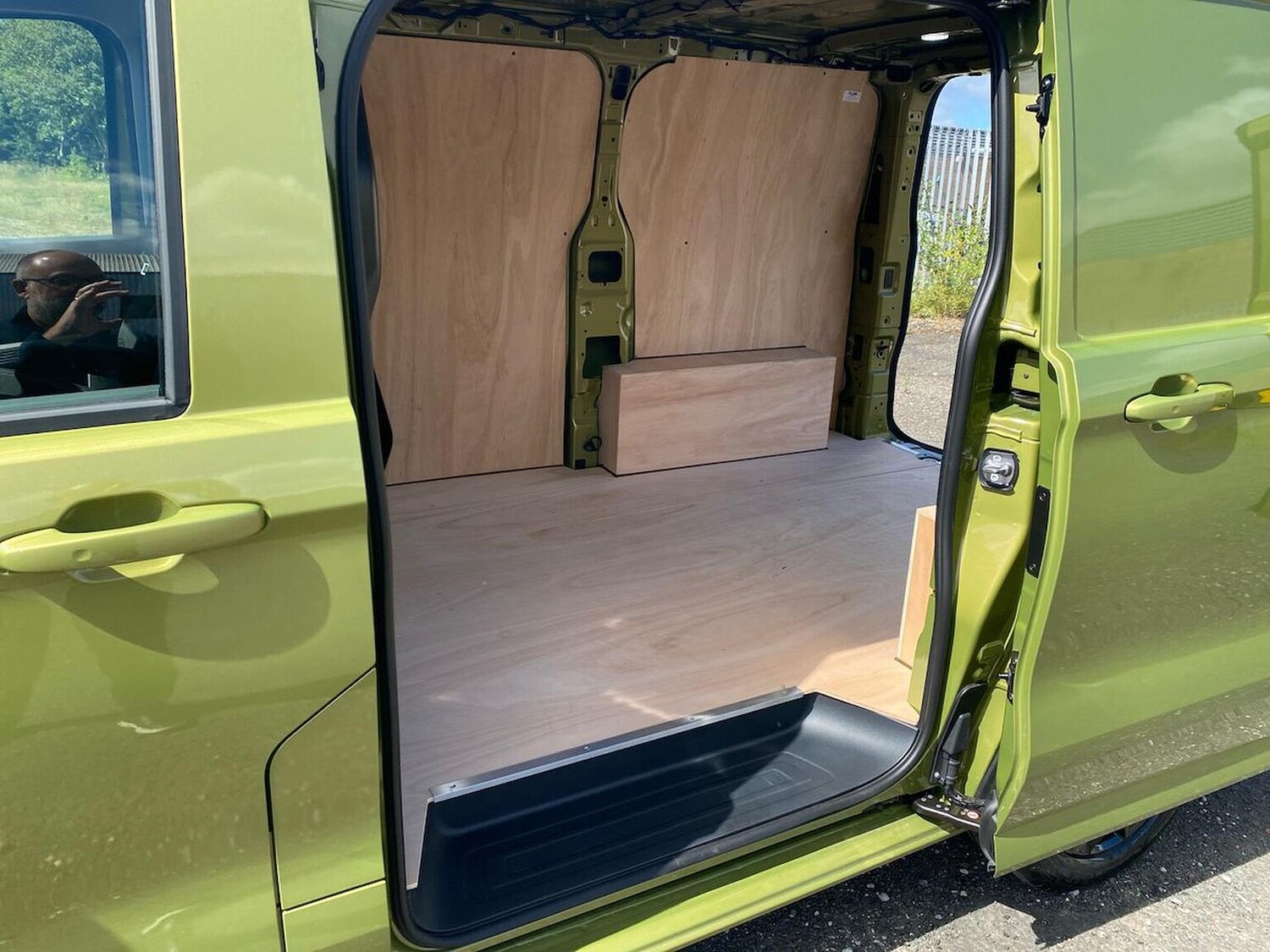 Used Volkswagen Transporter 2025 for sale - 76461821: Photo 17