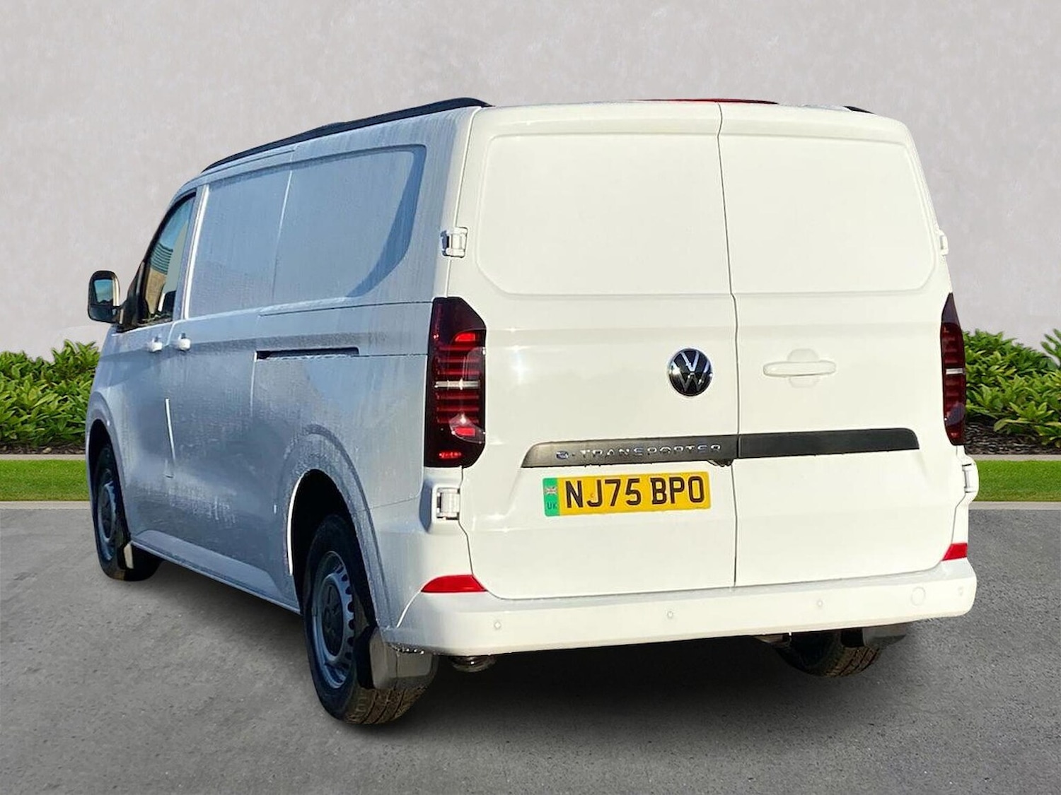 Used Volkswagen Transporter 2025 for sale - 77487862: Photo 2
