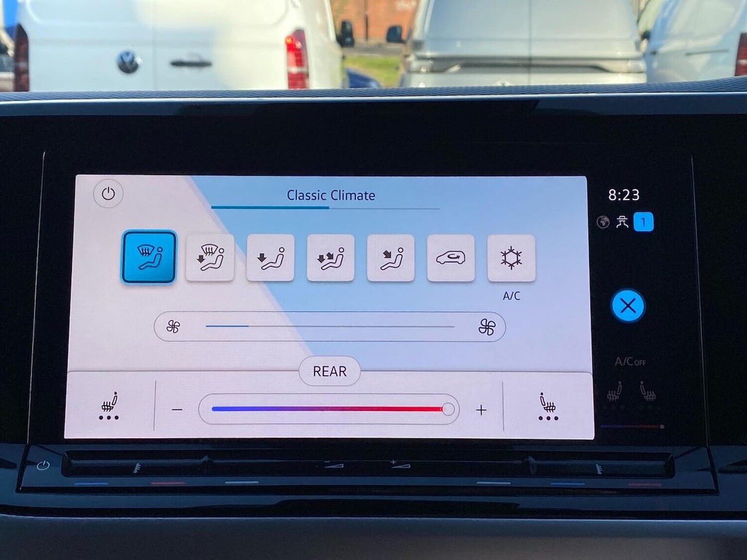 Used Volkswagen Multivan 2024 for sale - 78194711: Photo 14