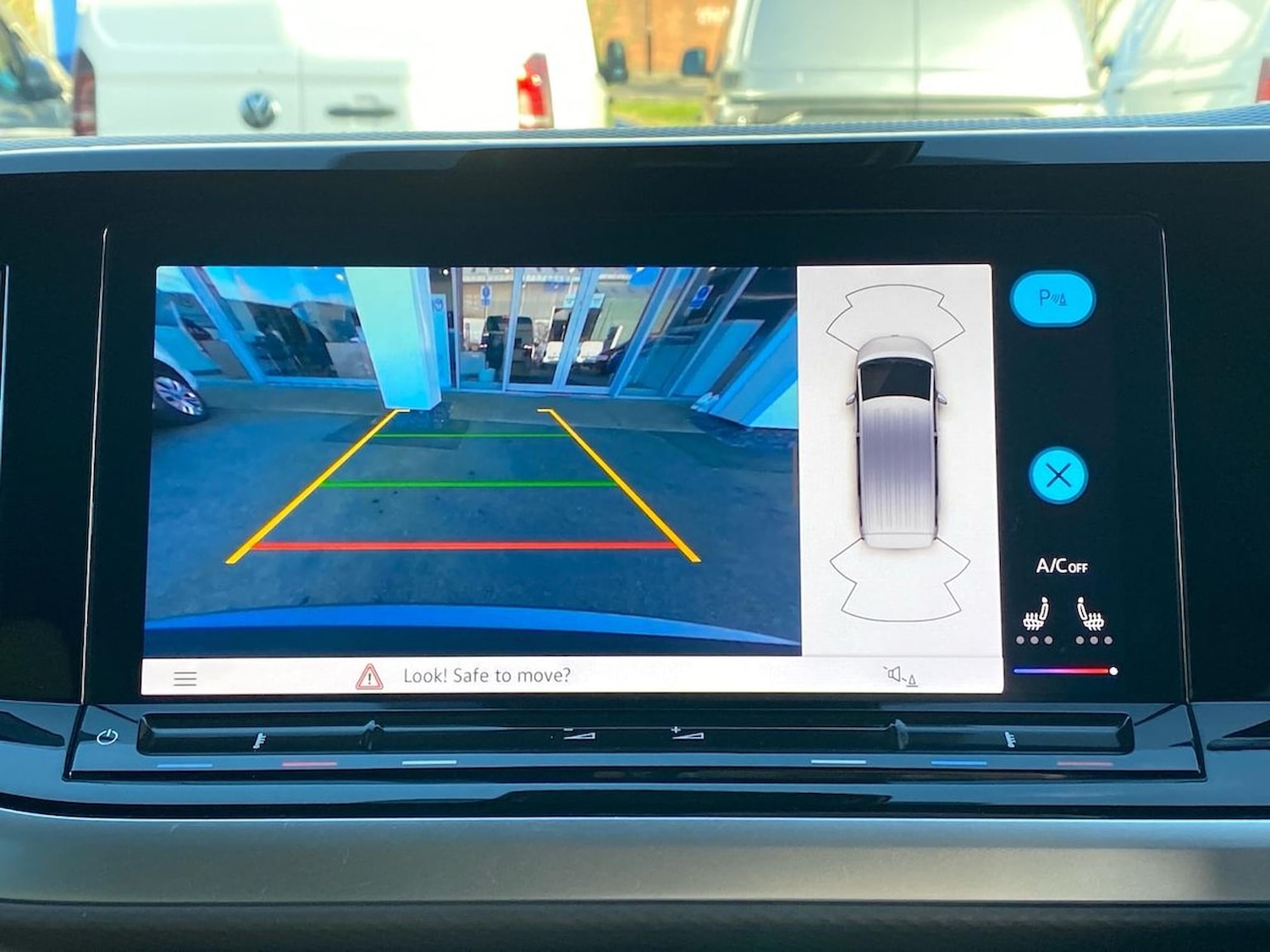 Used Volkswagen Multivan 2024 for sale - 78194711: Photo 30