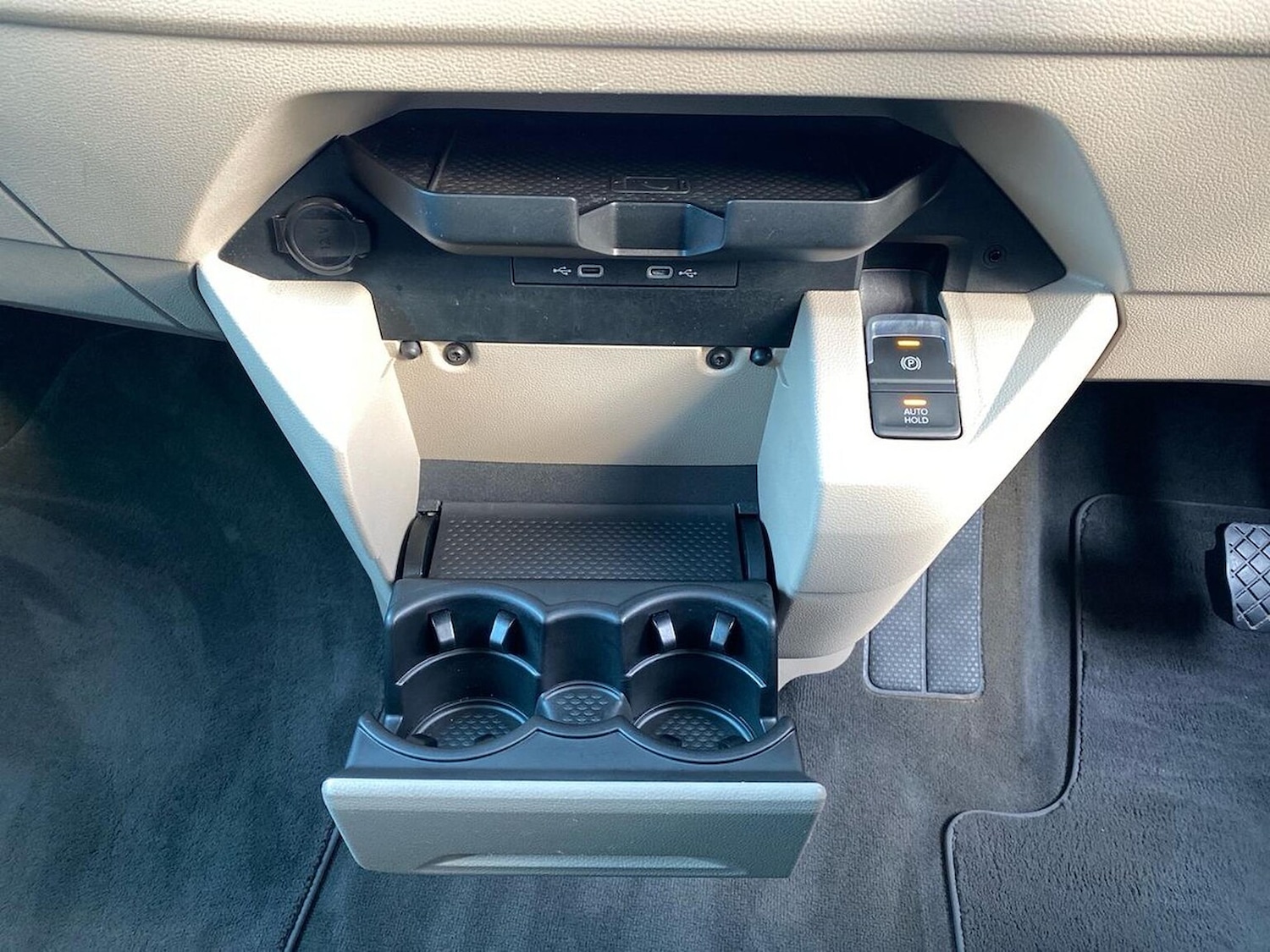 Used Volkswagen Multivan 2024 for sale - 78194711: Photo 39