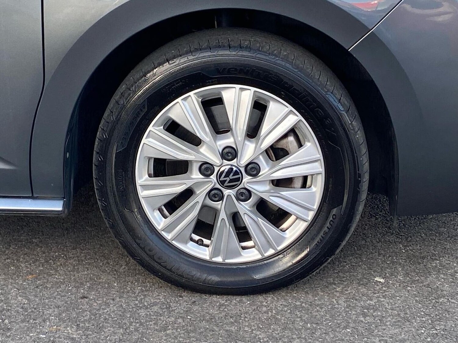 Used Volkswagen Multivan 2024 for sale - 78194711: Photo 8