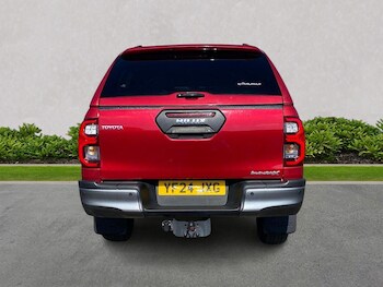 Used Toyota Hilux 2024 for sale - 75481896: Photo