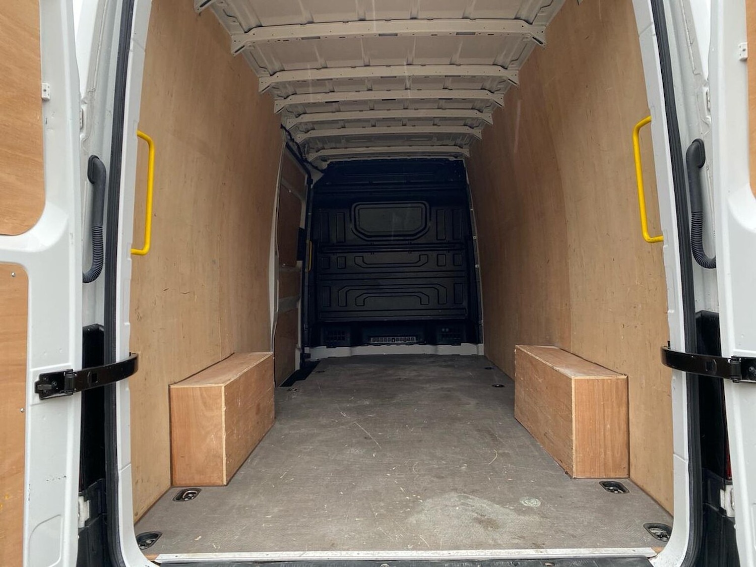 Used Volkswagen Crafter 2024 for sale - 77715363: Photo 9