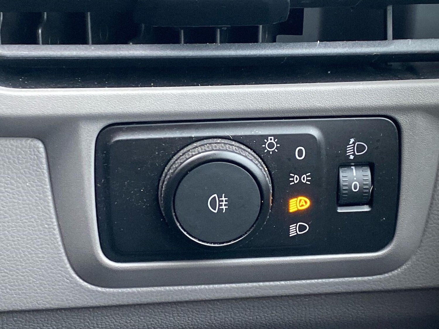 Used Volkswagen Transporter 2025 for sale - 77028135: Photo 34