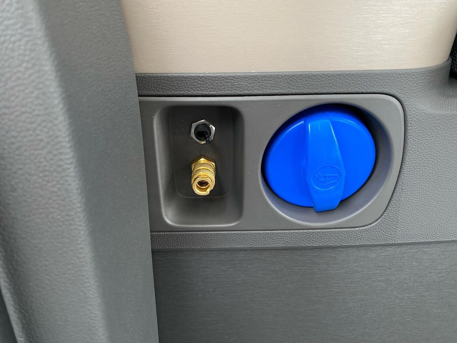 Used Volkswagen California 2025 for sale - 77487826: Photo 38