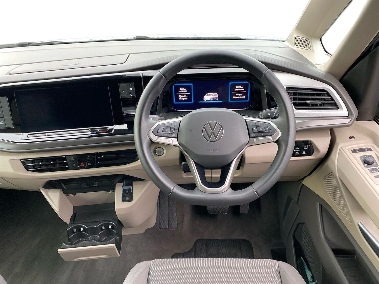 Used Volkswagen California 2025 for sale - 77487826: Photo 8