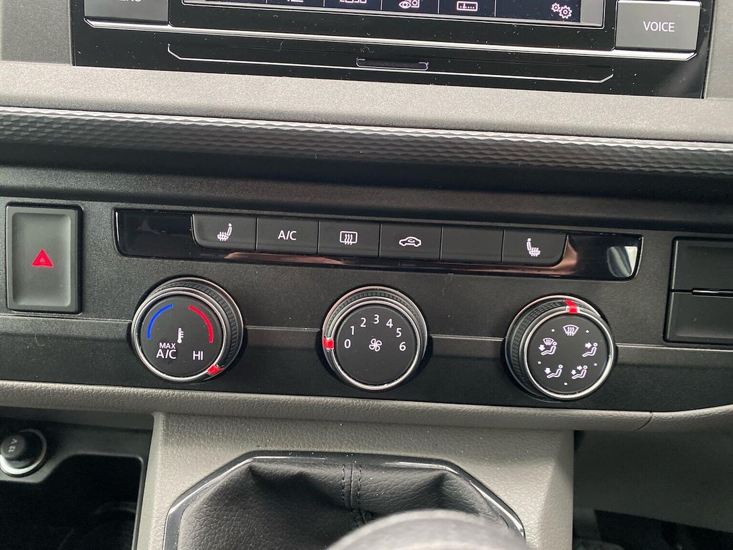 Used Volkswagen Transporter 2024 for sale - 76455333: Photo 16