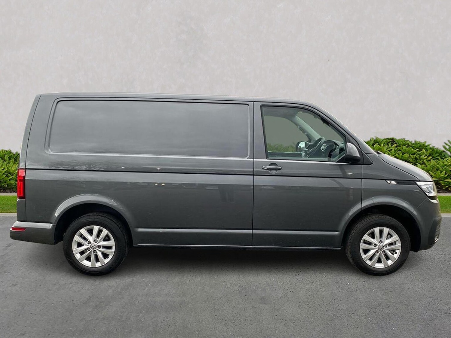 Used Volkswagen Transporter 2024 for sale - 76455333: Photo 3